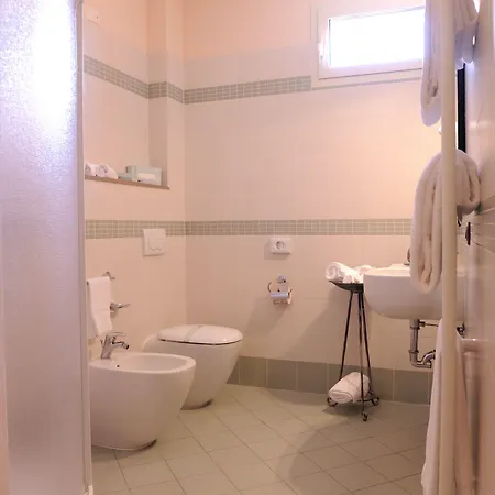 普拉莎酒店 酒店