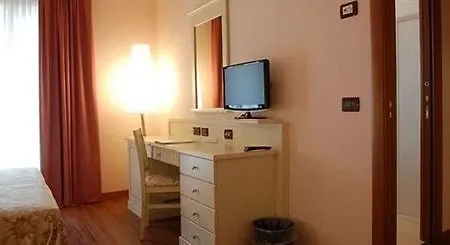 Hotel Plazza Porcari